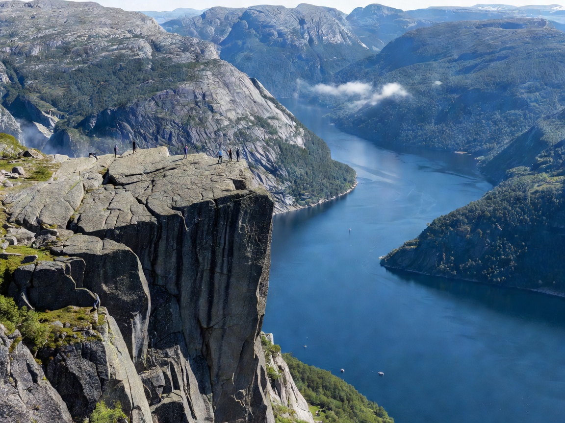 Preikestolen rock plateau towering directly over Lysefjord